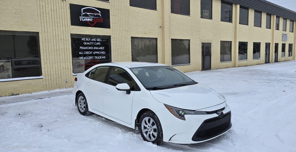Toyota Corolla LE FWD 2021