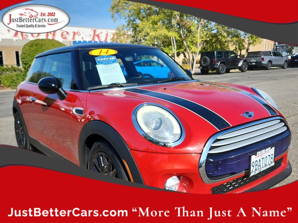 2014 MINI Cooper Hatchback FWD