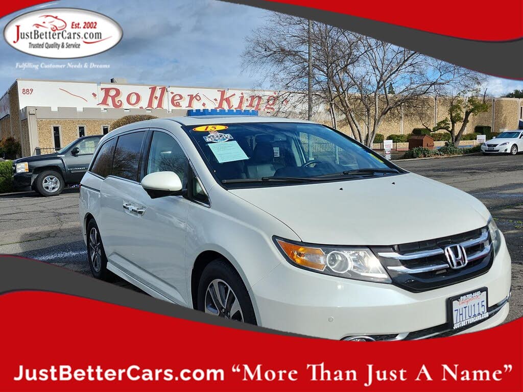 2015 Honda Odyssey Touring FWD