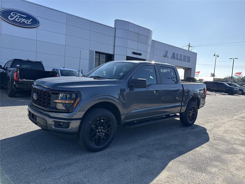 2025 Ford F-150 STX 4dr SuperCrew 4WD