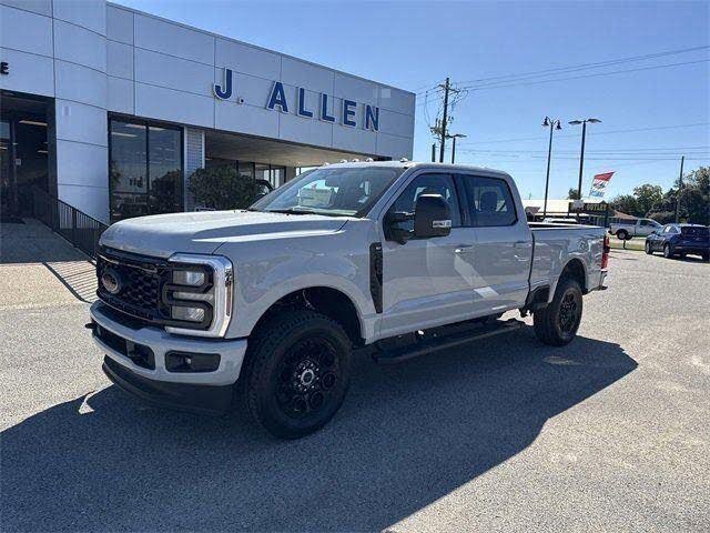2026 Ford F-250 Super Duty XLT Crew Cab 4WD