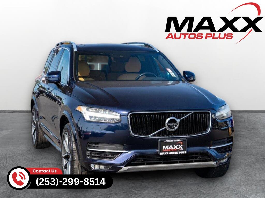 2017 Volvo XC90 T6 Momentum AWD