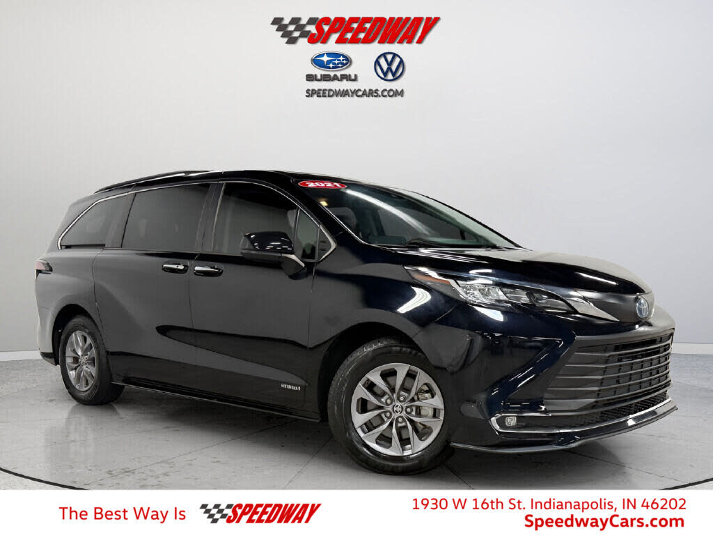 2021 Toyota Sienna XLE 7-Passenger FWD