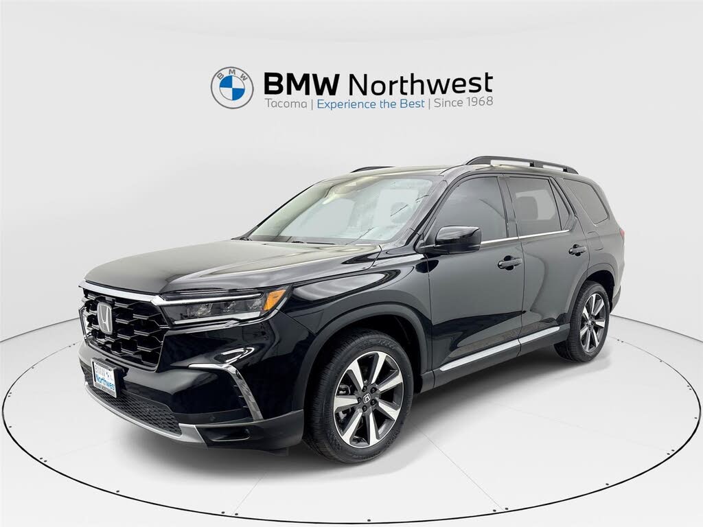 2023 Honda Pilot Touring AWD