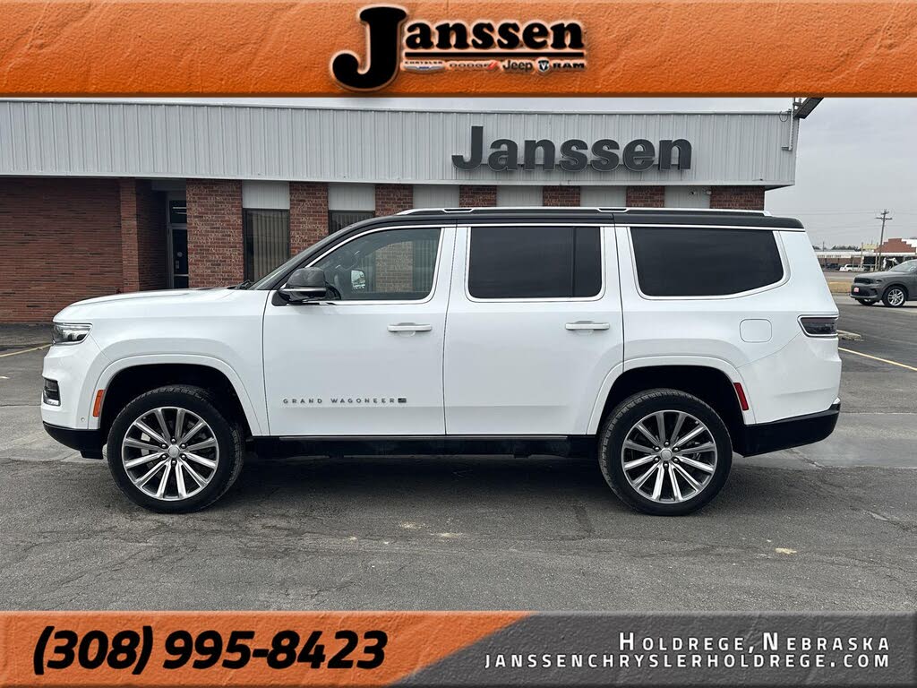 2023 Jeep Grand Wagoneer Series II 4WD