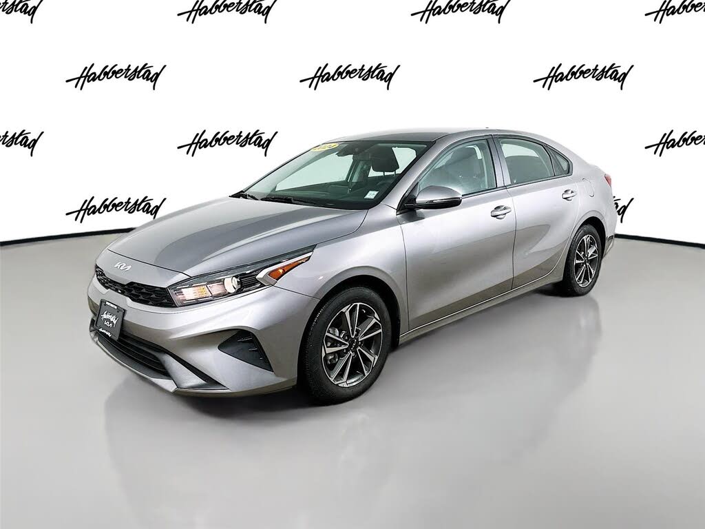 2024 Kia Forte LXS FWD