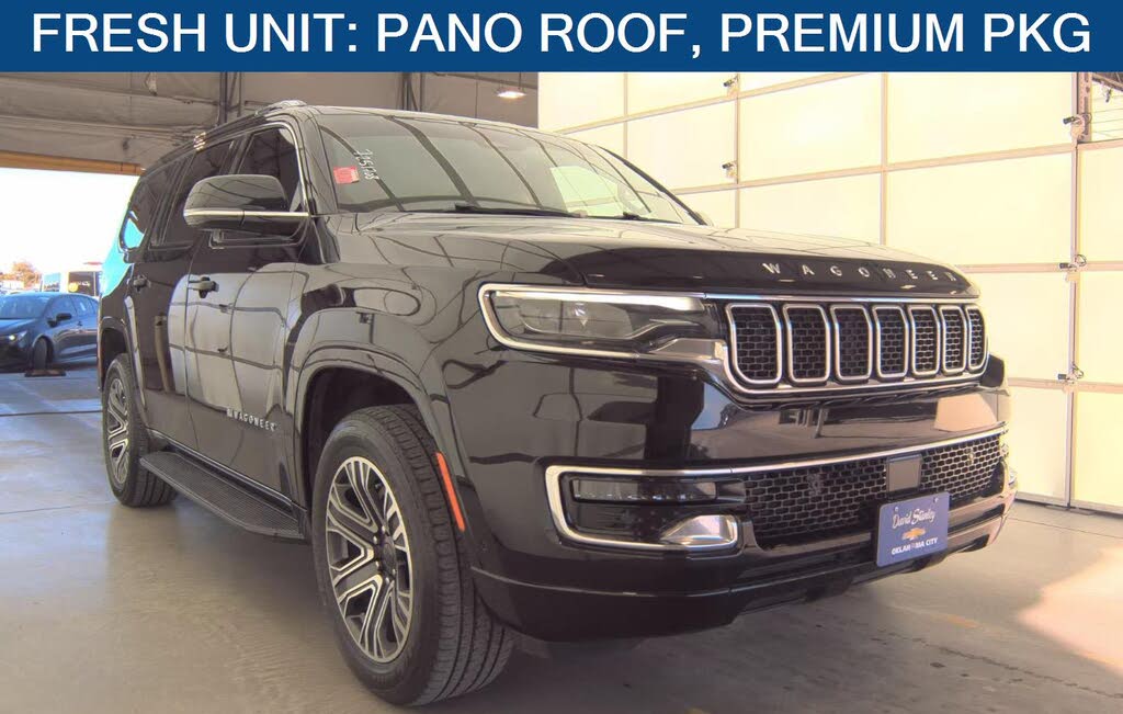 2023 Jeep Wagoneer 4WD