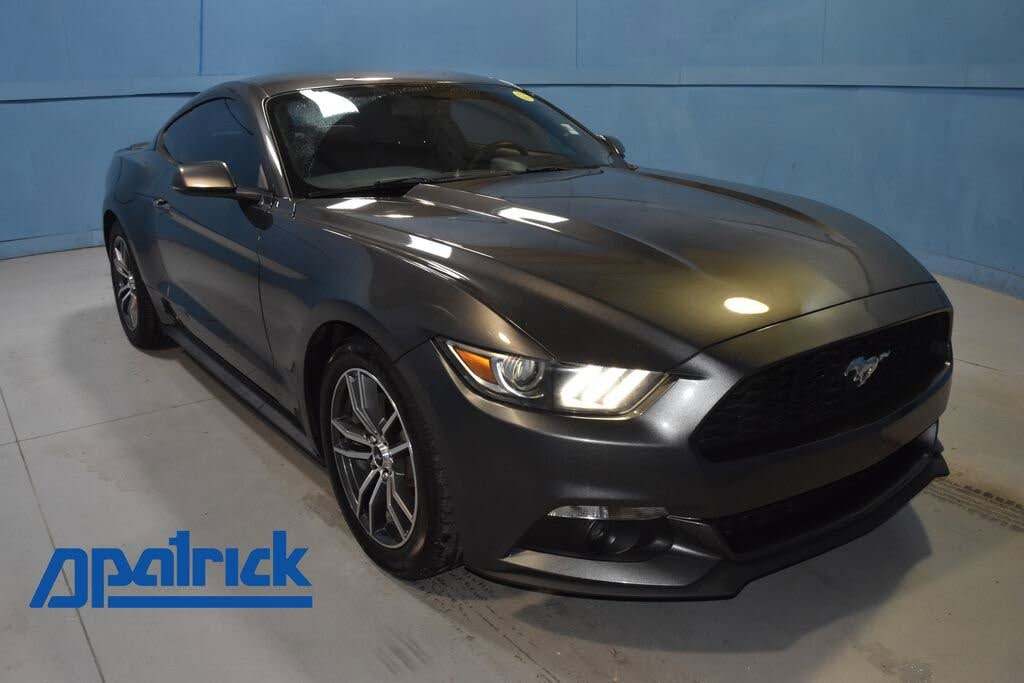 2017 Ford Mustang EcoBoost Premium Coupe RWD