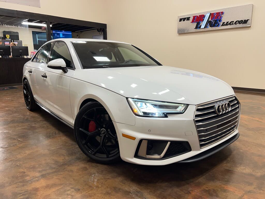 2019 Audi A4 quattro Premium Plus 45 TFSI
