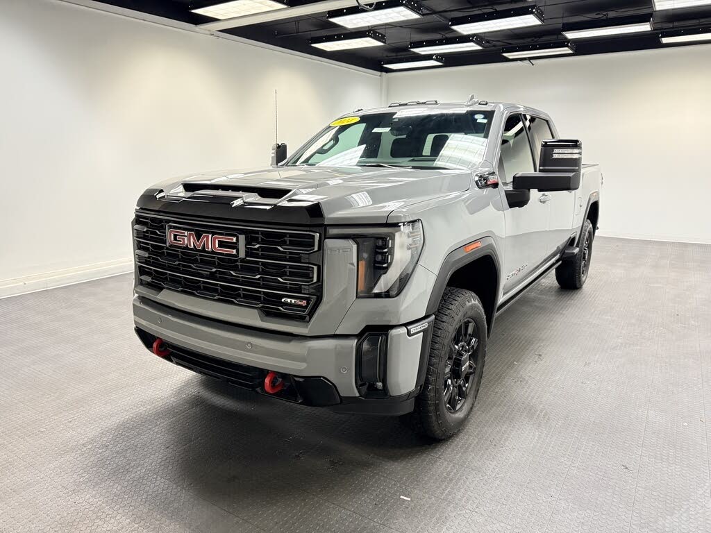 2024 GMC Sierra 2500HD AT4 Crew Cab 4WD