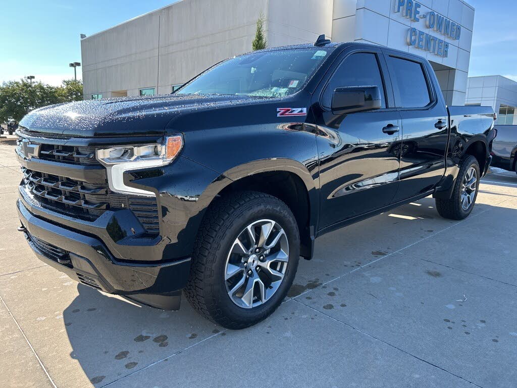 2025 Chevrolet Silverado 1500 RST Crew Cab 4WD