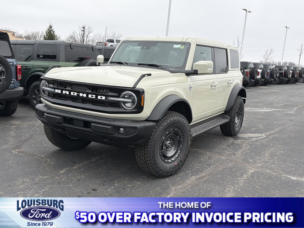 2025 Ford Bronco Outer Banks 4-Door 4WD
