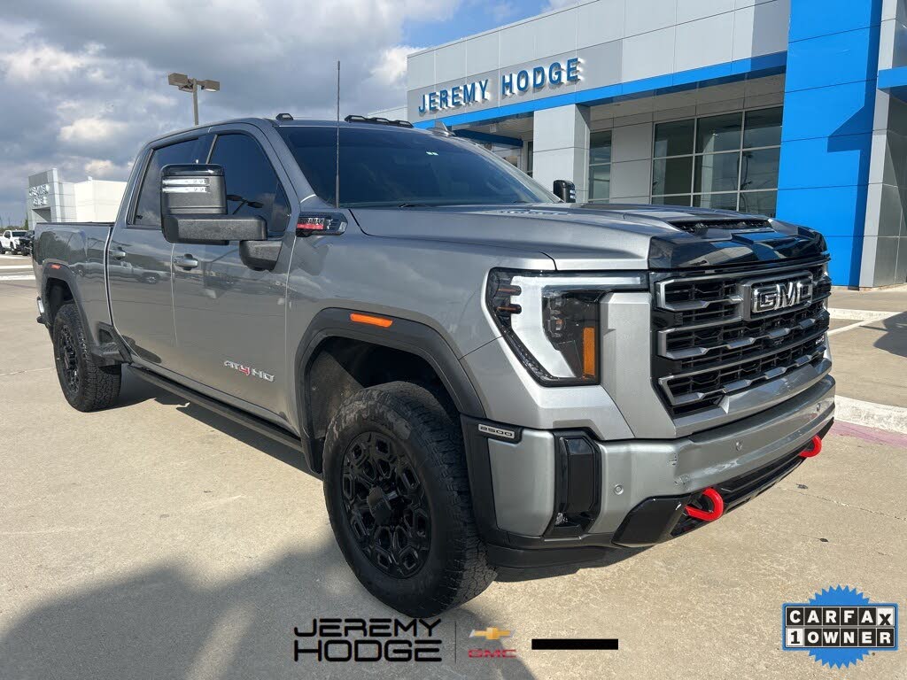 2025 GMC Sierra 2500HD AT4 Crew Cab 4WD