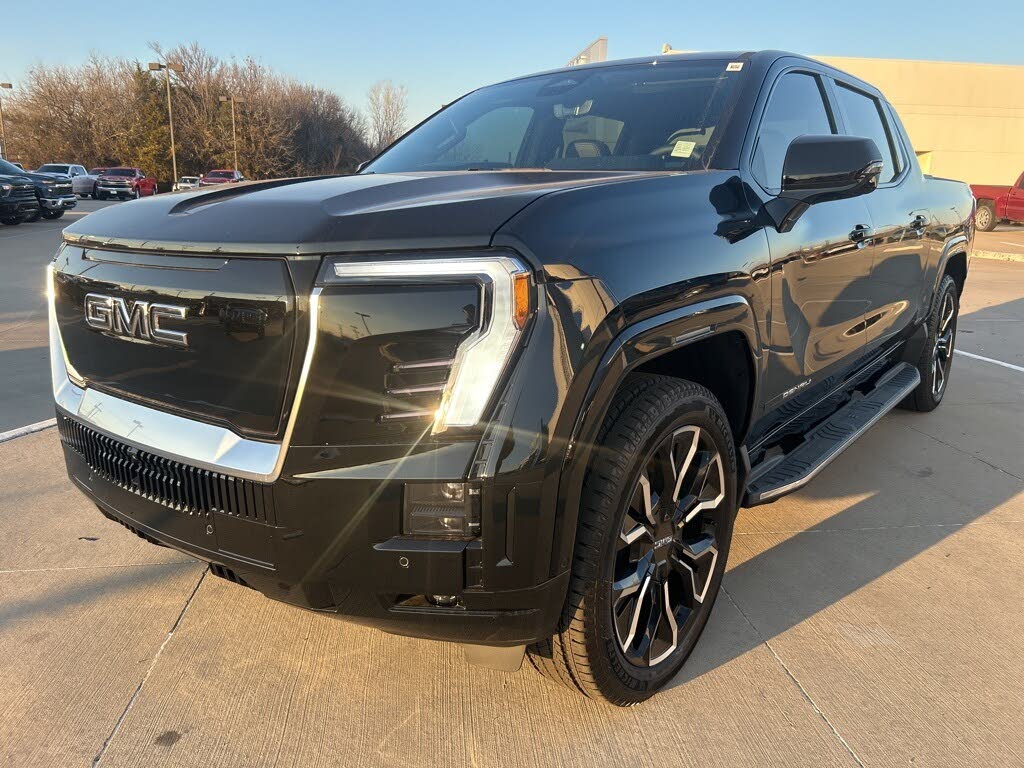 2025 GMC Sierra EV Denali Crew Cab (Extended Range) e4WD
