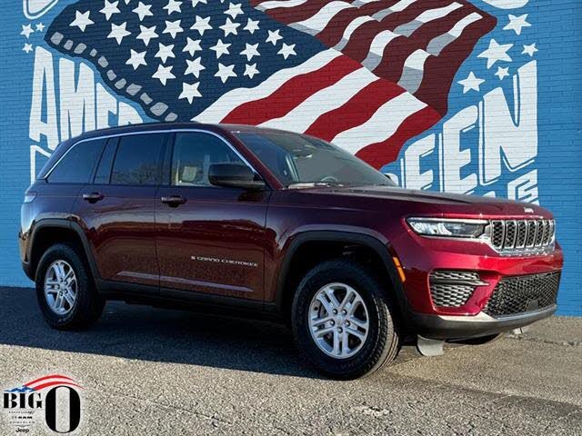 2025 Jeep Grand Cherokee Laredo A RWD