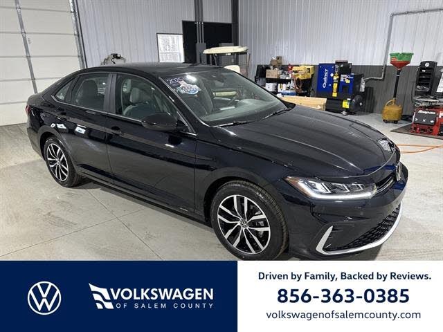 2025 Volkswagen Jetta SE FWD