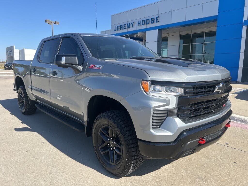 2026 Chevrolet Silverado 1500 LT Trail Boss Crew Cab 4WD