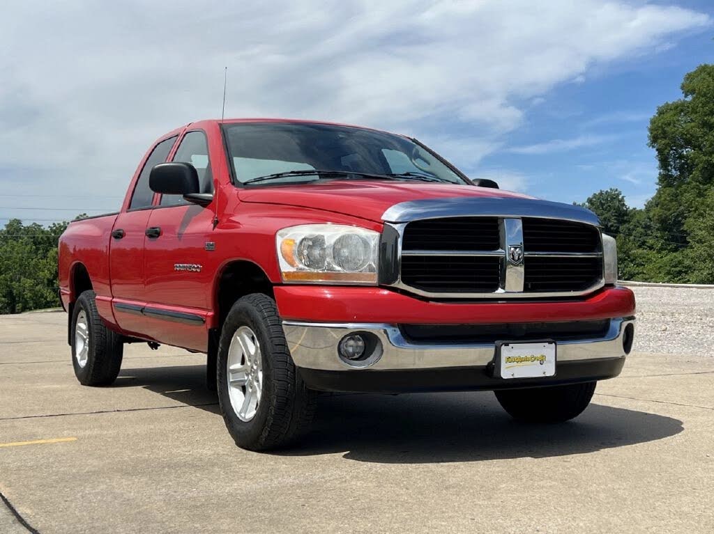 2006 Dodge RAM 1500 ST Quad Cab 4WD