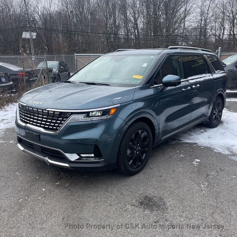 2024 Kia Carnival SX FWD