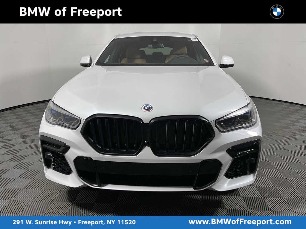 2023 BMW X6 M50i AWD