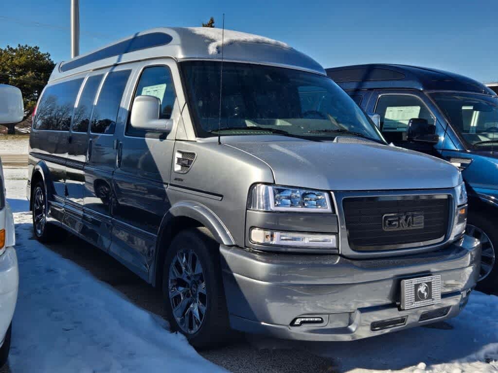 2025 GMC Savana Cargo 2500 RWD