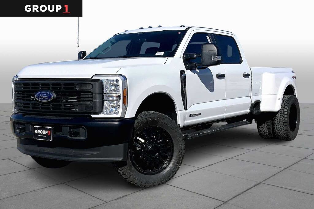 2026 Ford F-350 Super Duty XL Crew Cab LB DRW 4WD