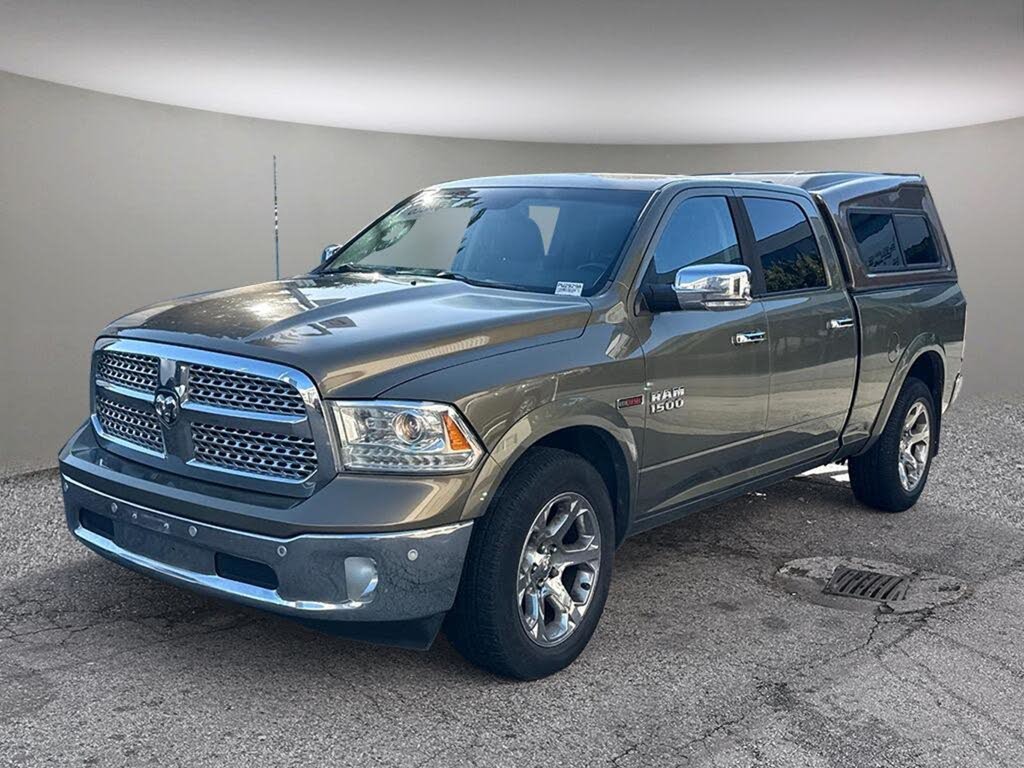 RAM 1500 Laramie Crew Cab 4WD 2015
