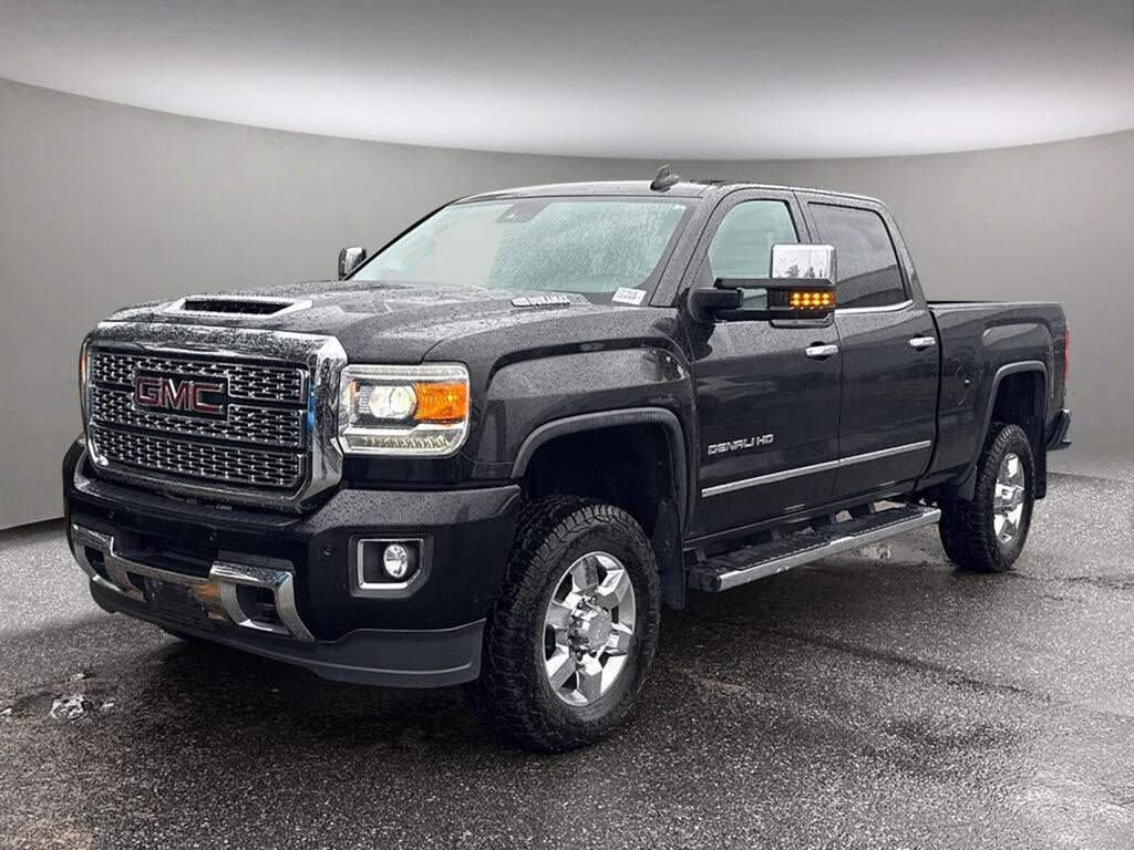 2019 GMC Sierra 3500HD Denali Crew Cab LB DRW 4WD