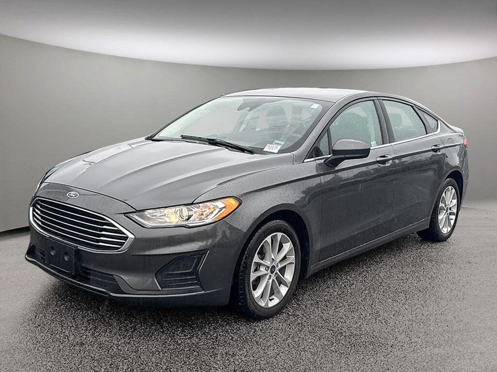 Ford Fusion Hybrid SE FWD 2020