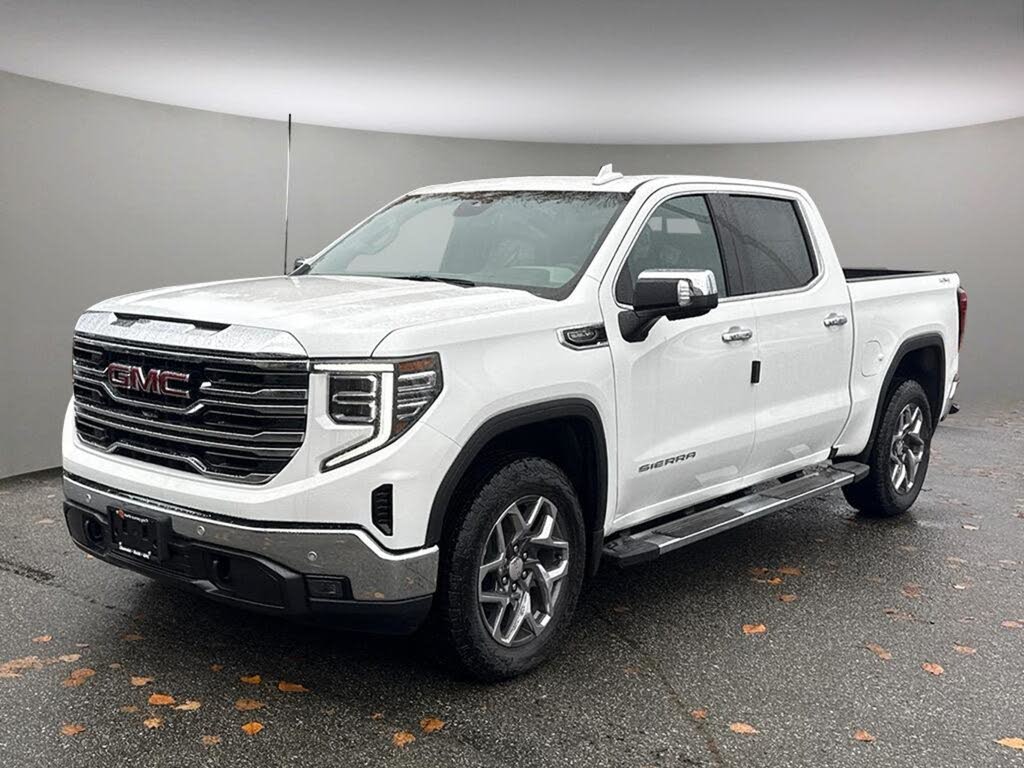 2026 GMC Sierra 1500 SLT Crew Cab 4WD