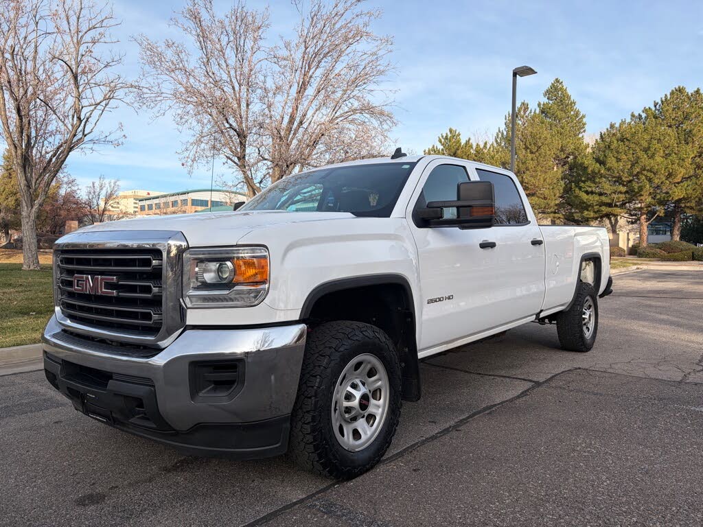2018 GMC Sierra 2500HD Base Crew Cab SB 4WD