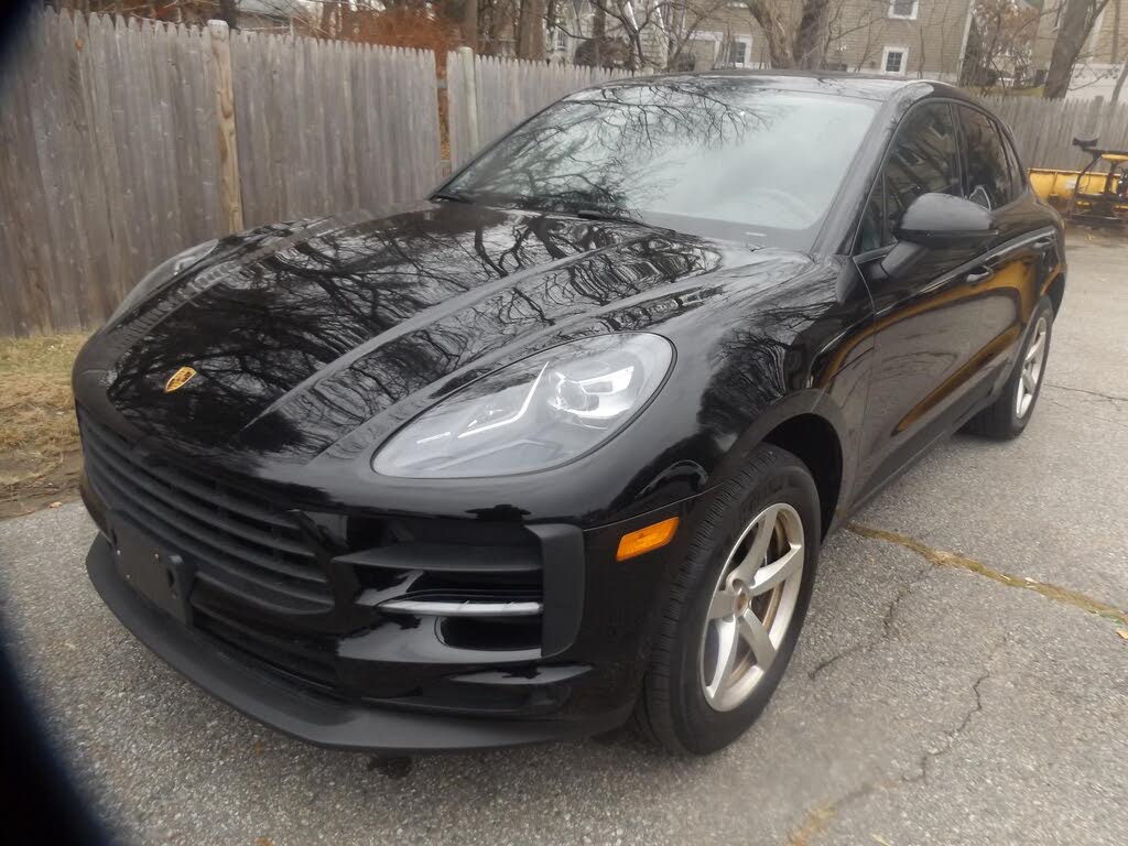 2021 Porsche Macan AWD