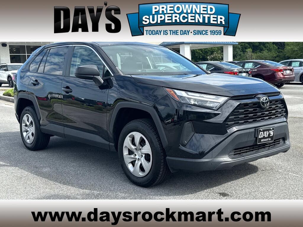 2023 Toyota RAV4 LE FWD