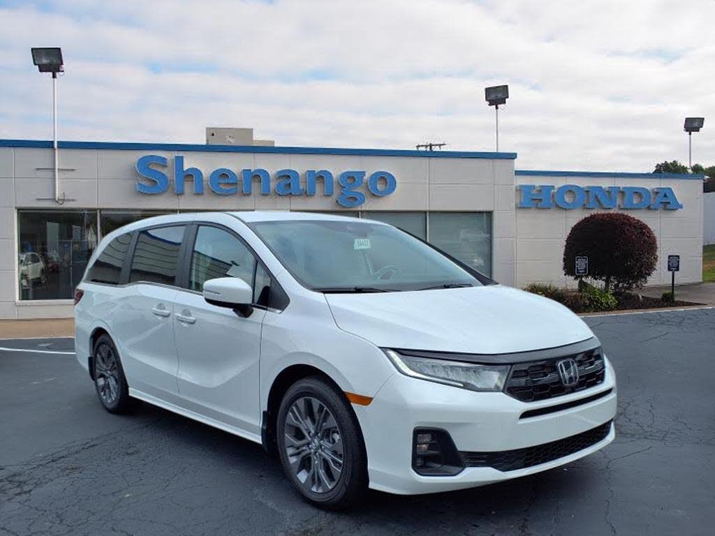 2025 Honda Odyssey Touring FWD