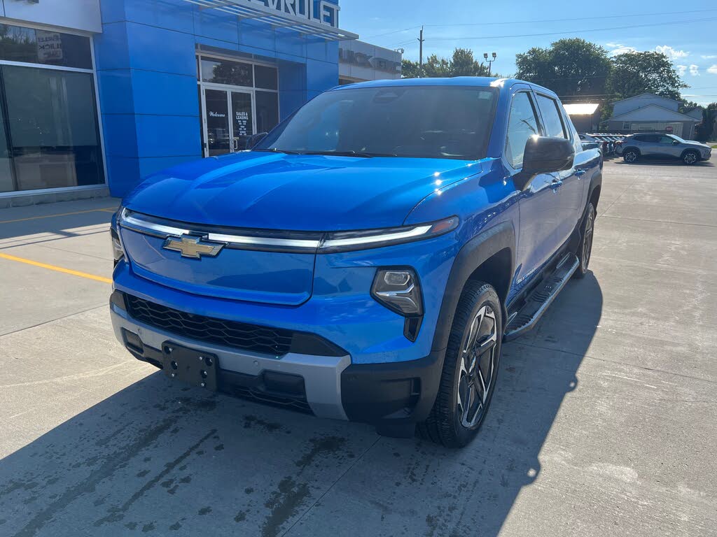 2025 Chevrolet Silverado EV LT Crew Cab e4WD