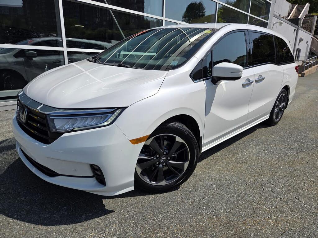 Honda Odyssey Touring FWD 2024