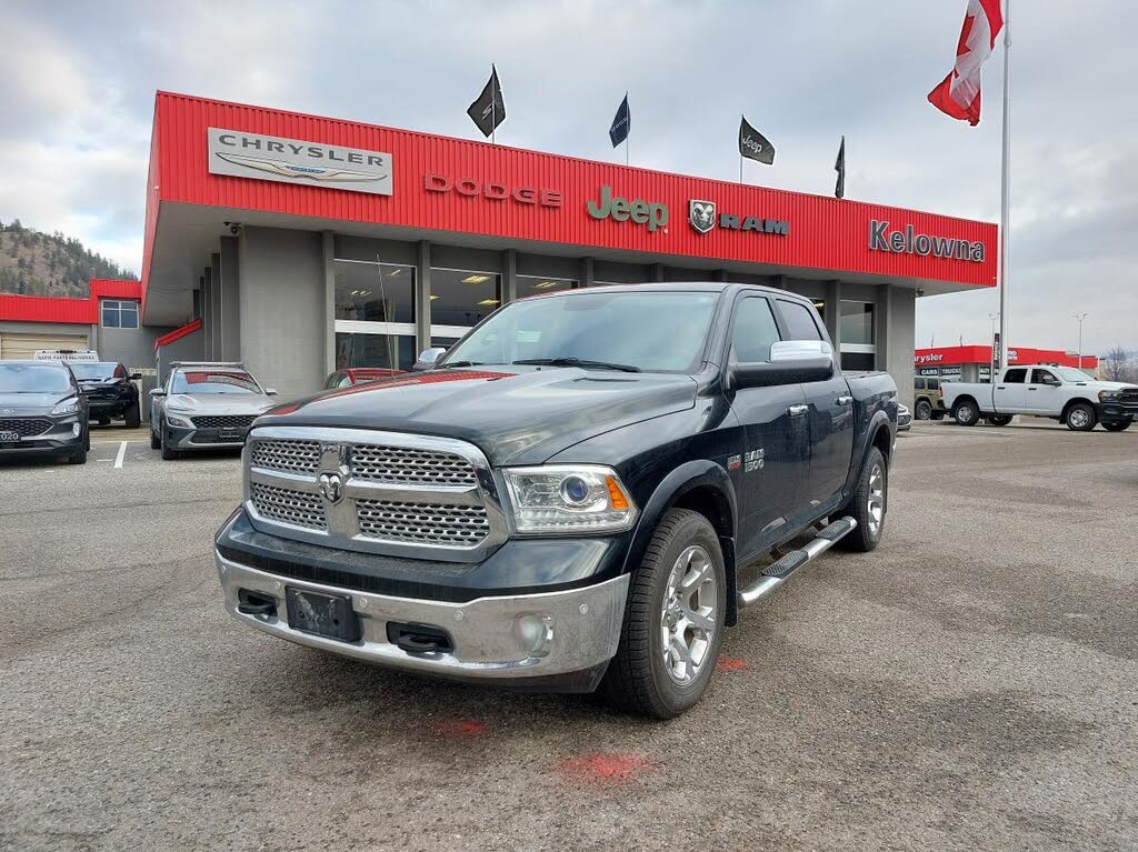 2017 RAM 1500 Laramie Crew Cab 4WD