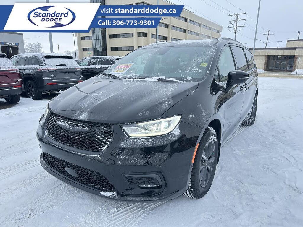 Chrysler Pacifica Select AWD 2025