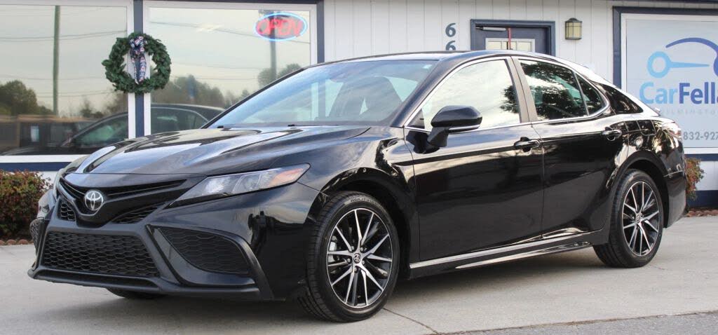 2023 Toyota Camry SE FWD