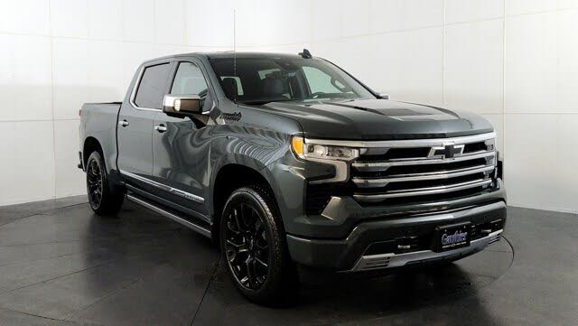 2026 Chevrolet Silverado 1500 High Country Crew Cab 4WD