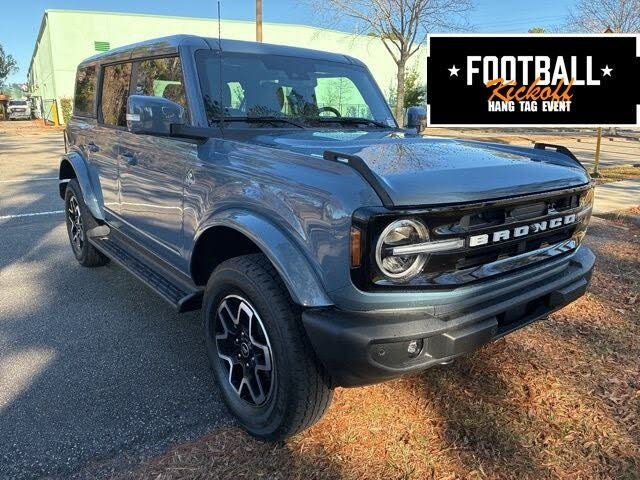 2025 Ford Bronco Outer Banks 4-Door 4WD