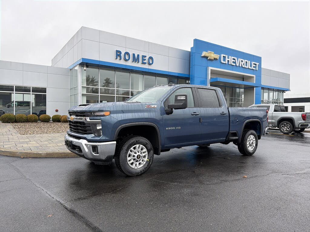 2026 Chevrolet Silverado 2500HD LT Crew Cab 4WD