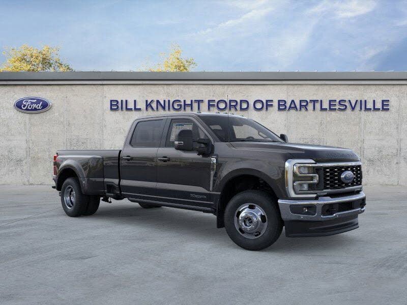 2026 Ford F-350 Super Duty Lariat Crew Cab LB DRW 4WD