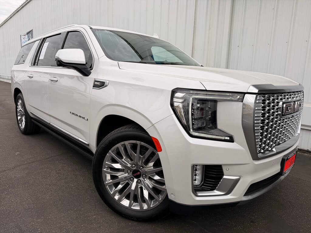 2023 GMC Yukon XL Denali 4WD