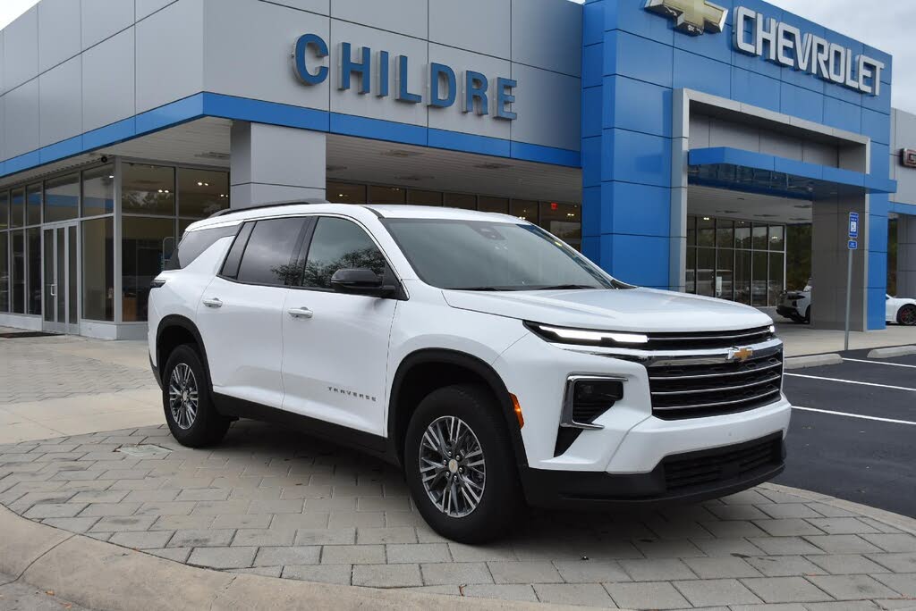 2025 Chevrolet Traverse LT FWD