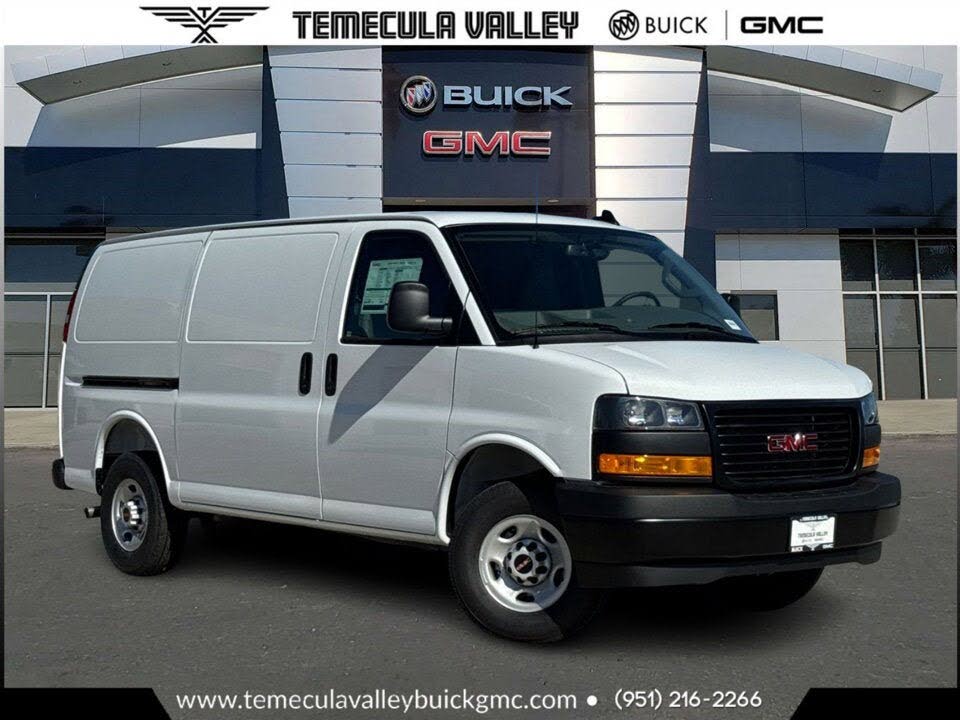 2025 GMC Savana Cargo 2500 RWD