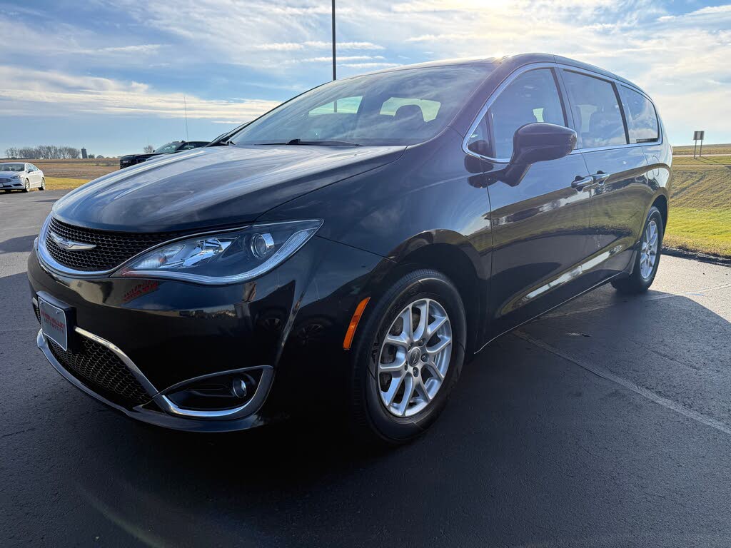 2020 Chrysler Pacifica Touring FWD