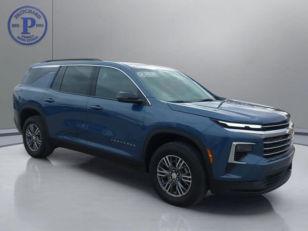 2025 Chevrolet Traverse LT AWD