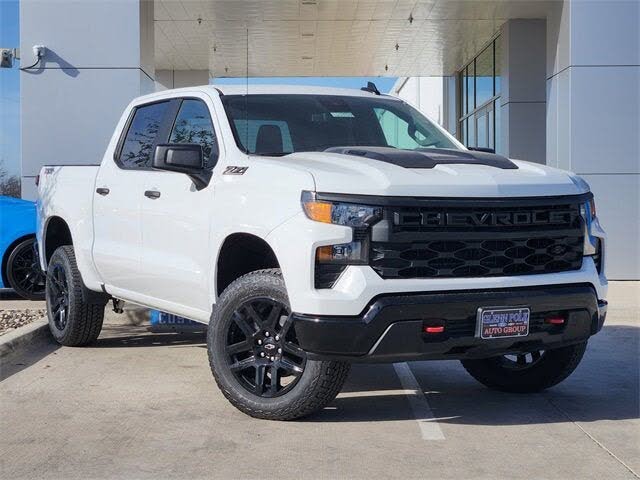2026 Chevrolet Silverado 1500 Custom Trail Boss Crew Cab 4WD