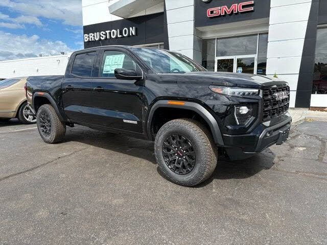 2026 GMC Canyon Elevation Crew Cab 4WD